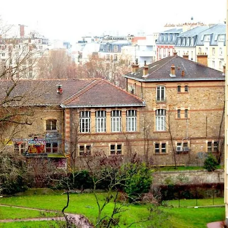 Saint Lambert Terrace * パリ