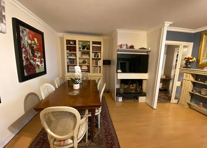 Saint Lambert Terrace