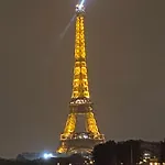 Проживание в семье Saint Lambert Terrace *